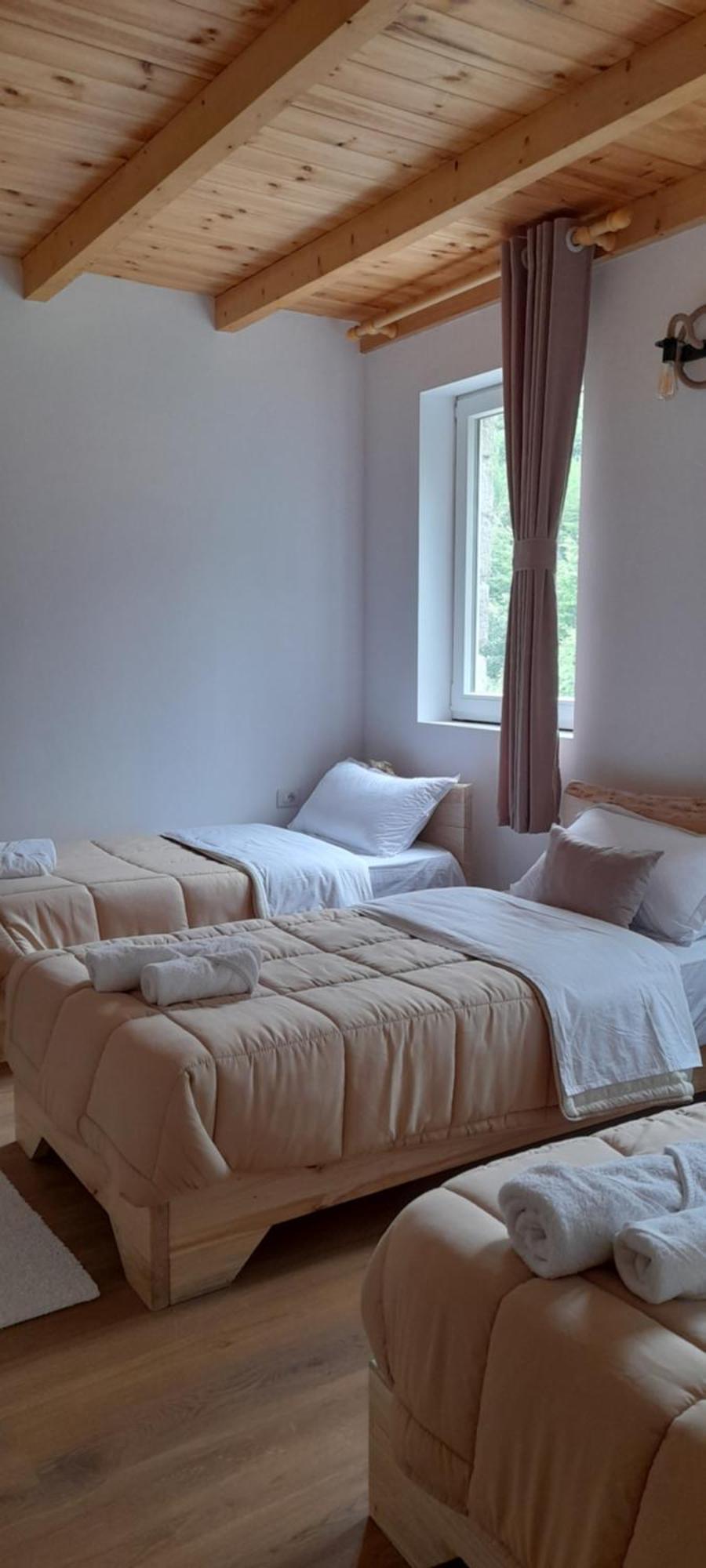 Guesthouse Dritan Tethorja Theth Zimmer foto