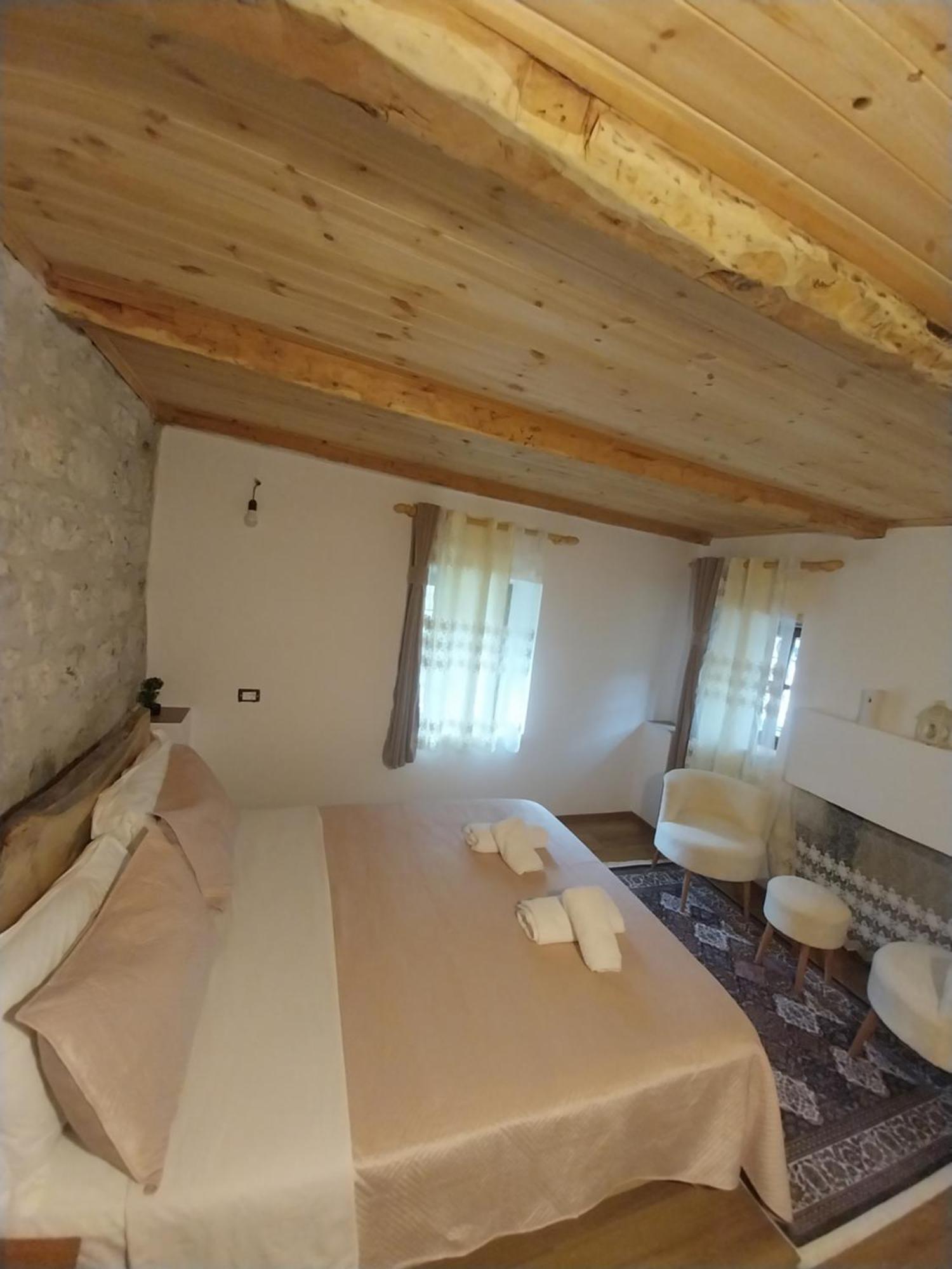 Guesthouse Dritan Tethorja Theth Zimmer foto