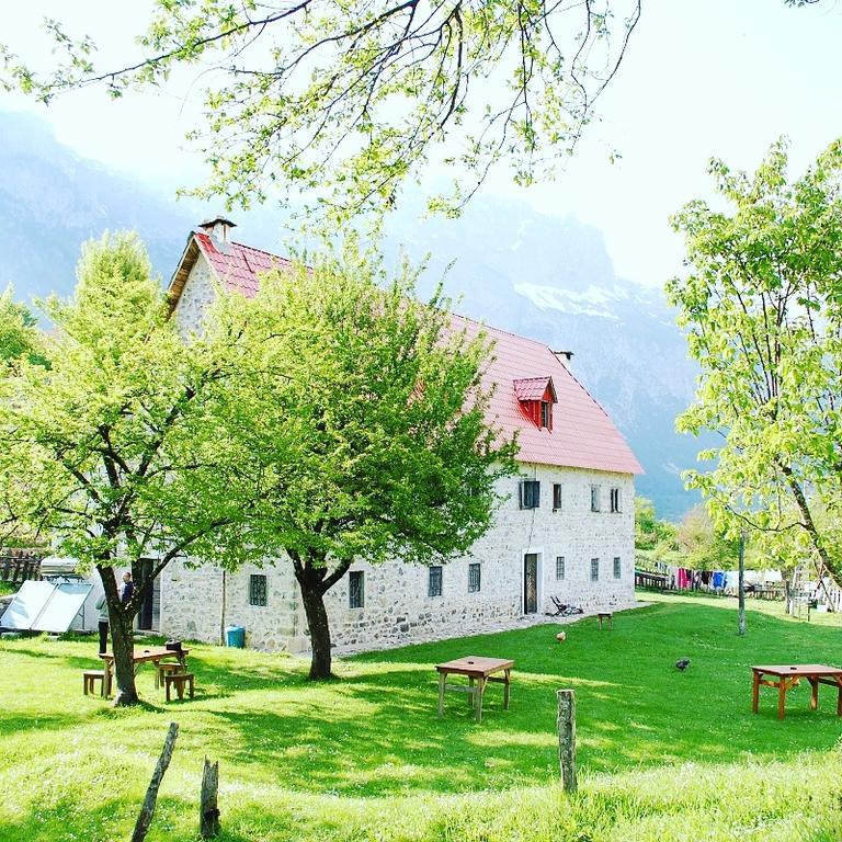Guesthouse Dritan Tethorja Theth Exterior foto